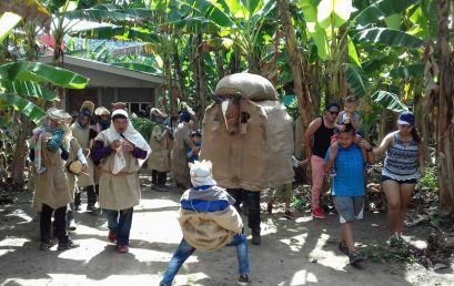 Field Trip to Rey Curré. “El juego de los diablitos”